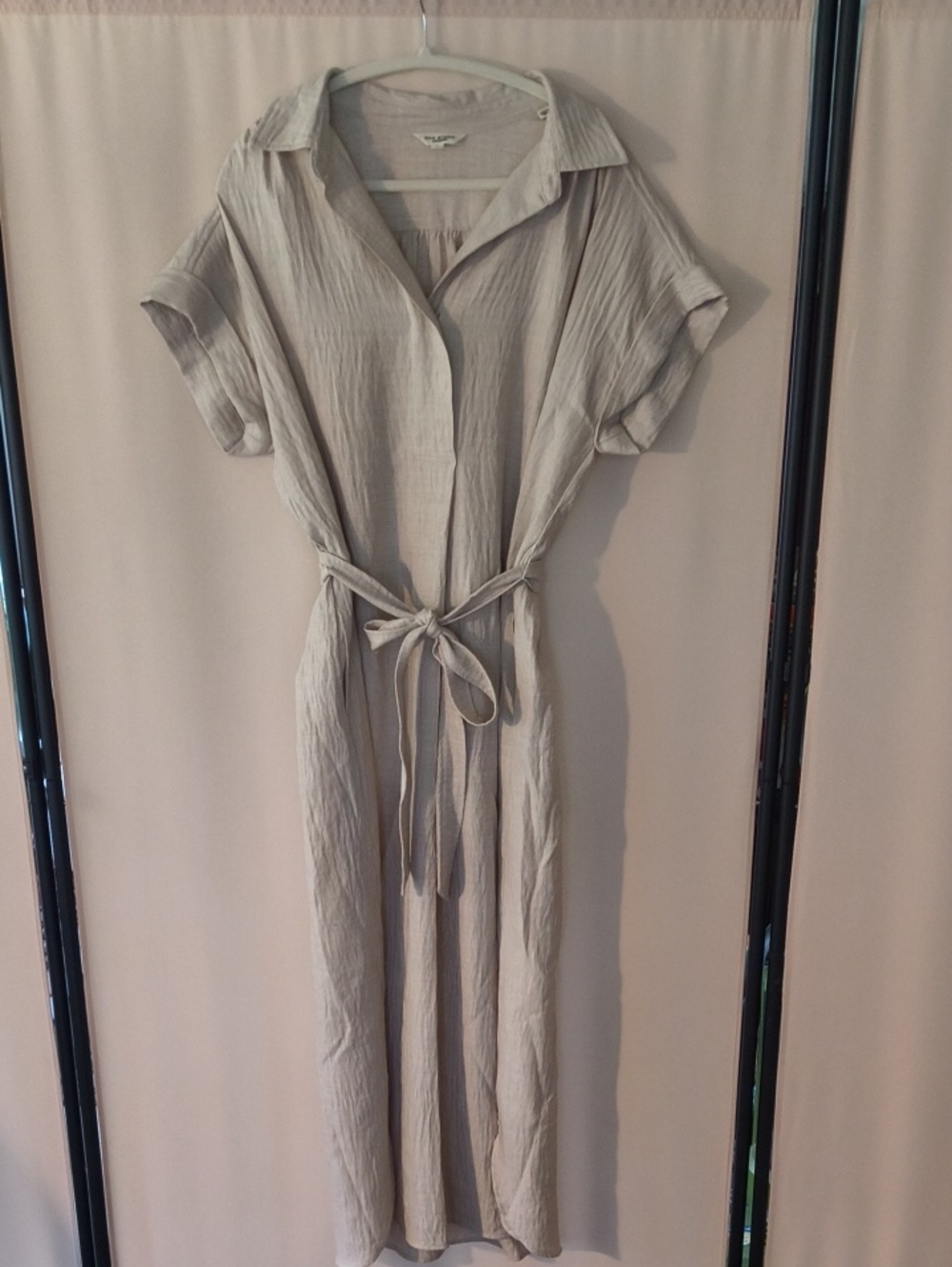 Like New Max Studio London Light Beige Maxi Shirt Dress with Self Tie Size XL